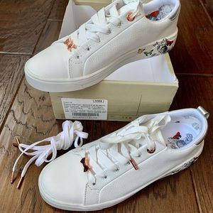 🦋 Ted Baker London - Mispir Butterfly Sneakers